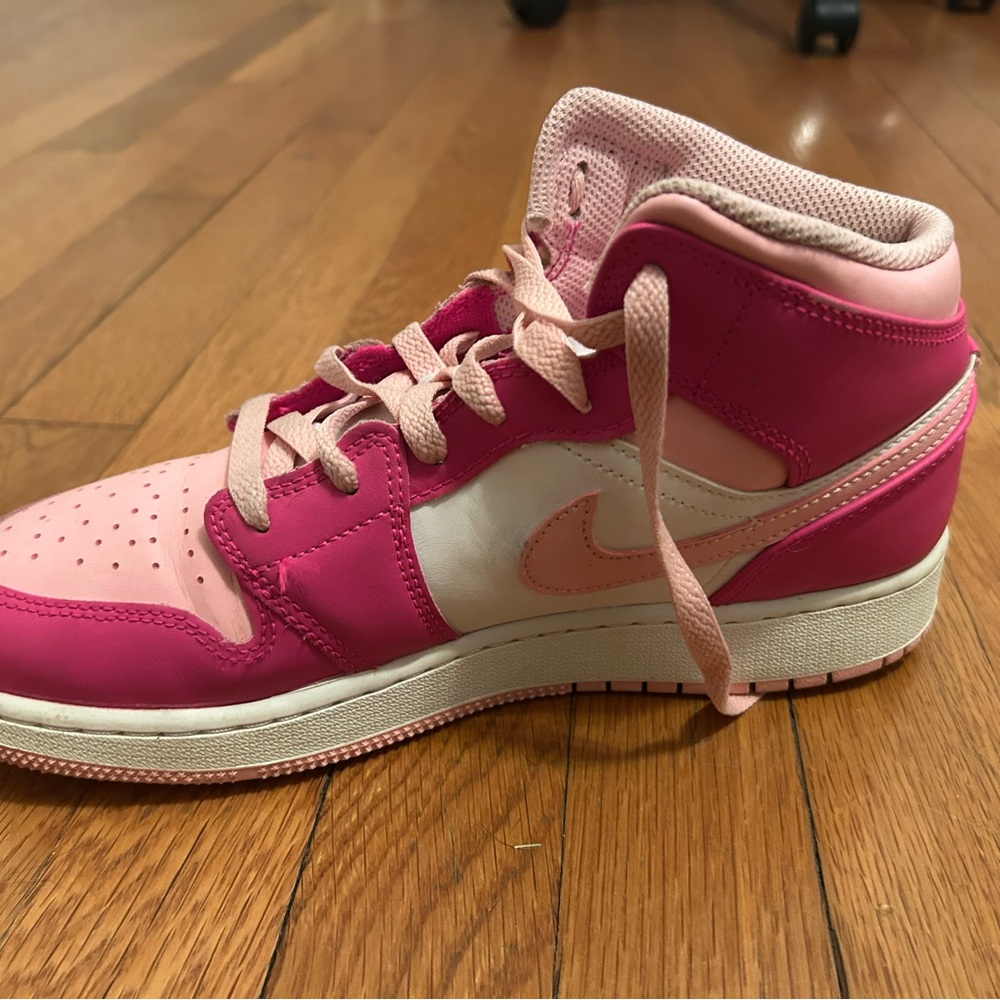 Jordan 1 mid Women's Sneakers in Pink and White